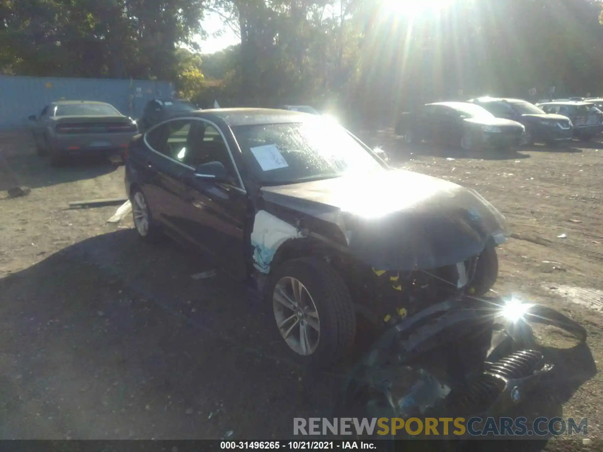 1 Photograph of a damaged car WBA8Z9C59KB220648 BMW 3 SERIES 2019