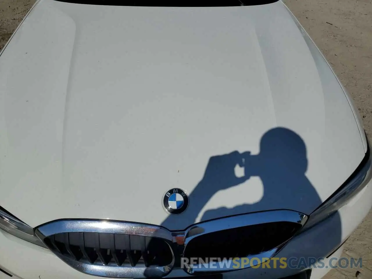 11 Photograph of a damaged car 3MW5R1J00L8B11560 BMW 3 SERIES 2020
