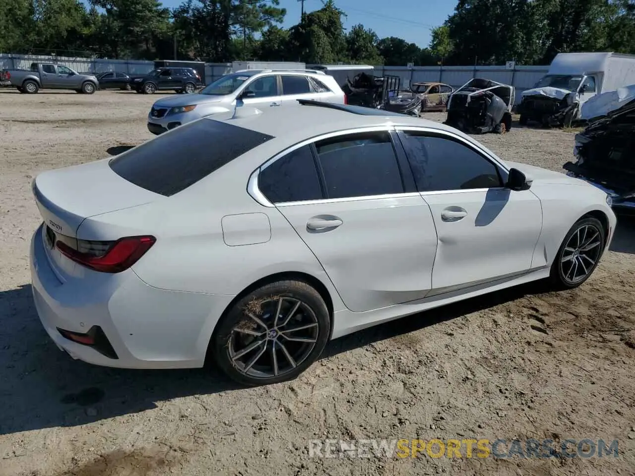 3 Photograph of a damaged car 3MW5R1J00L8B11560 BMW 3 SERIES 2020
