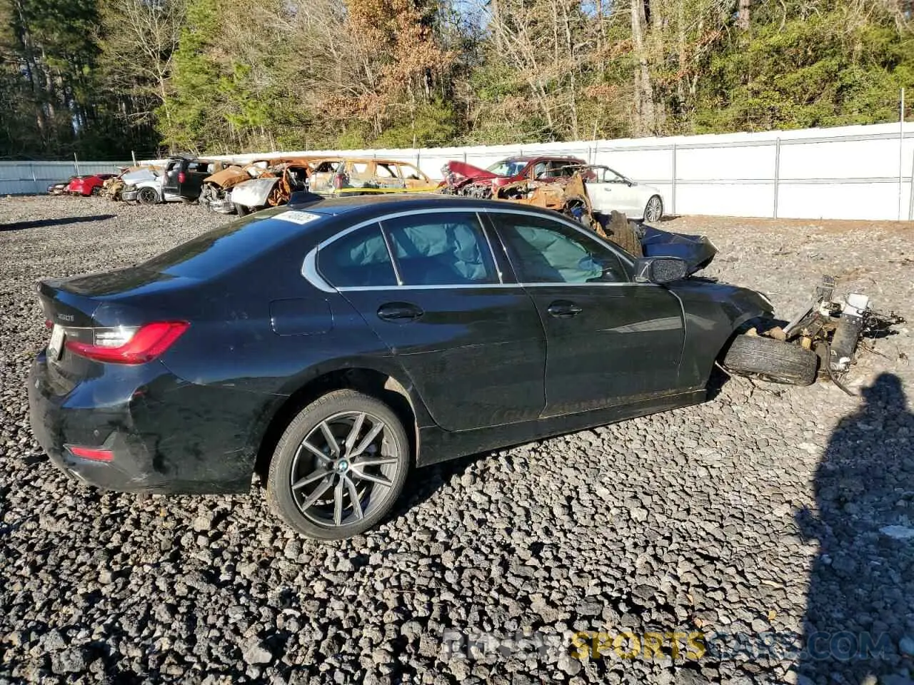 3 Photograph of a damaged car 3MW5R1J00L8B11901 BMW 3 SERIES 2020