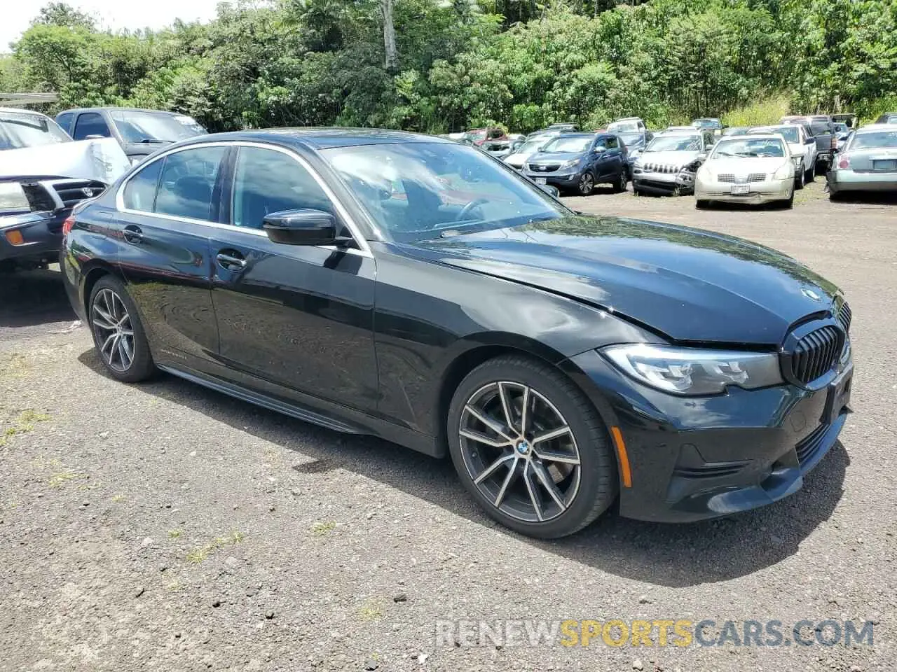 4 Photograph of a damaged car 3MW5R1J01L8B06254 BMW 3 SERIES 2020