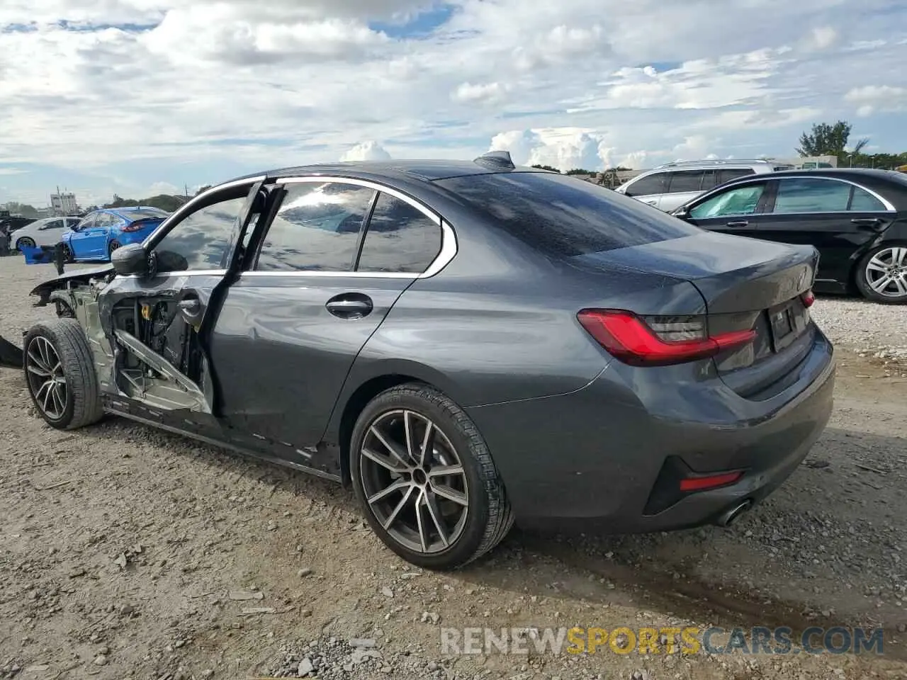 2 Photograph of a damaged car 3MW5R1J01L8B10630 BMW 3 SERIES 2020