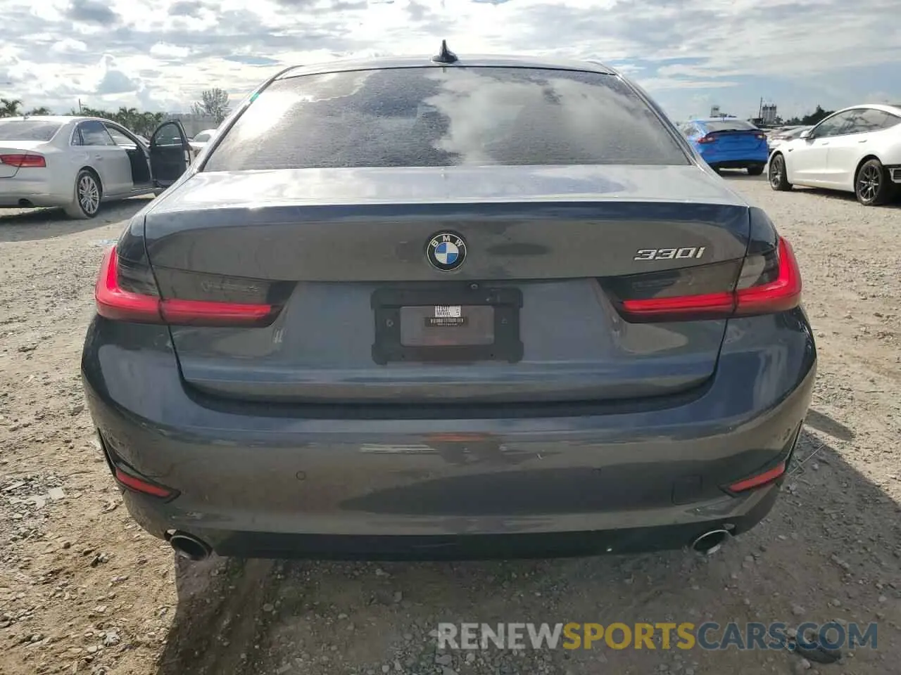 6 Photograph of a damaged car 3MW5R1J01L8B10630 BMW 3 SERIES 2020