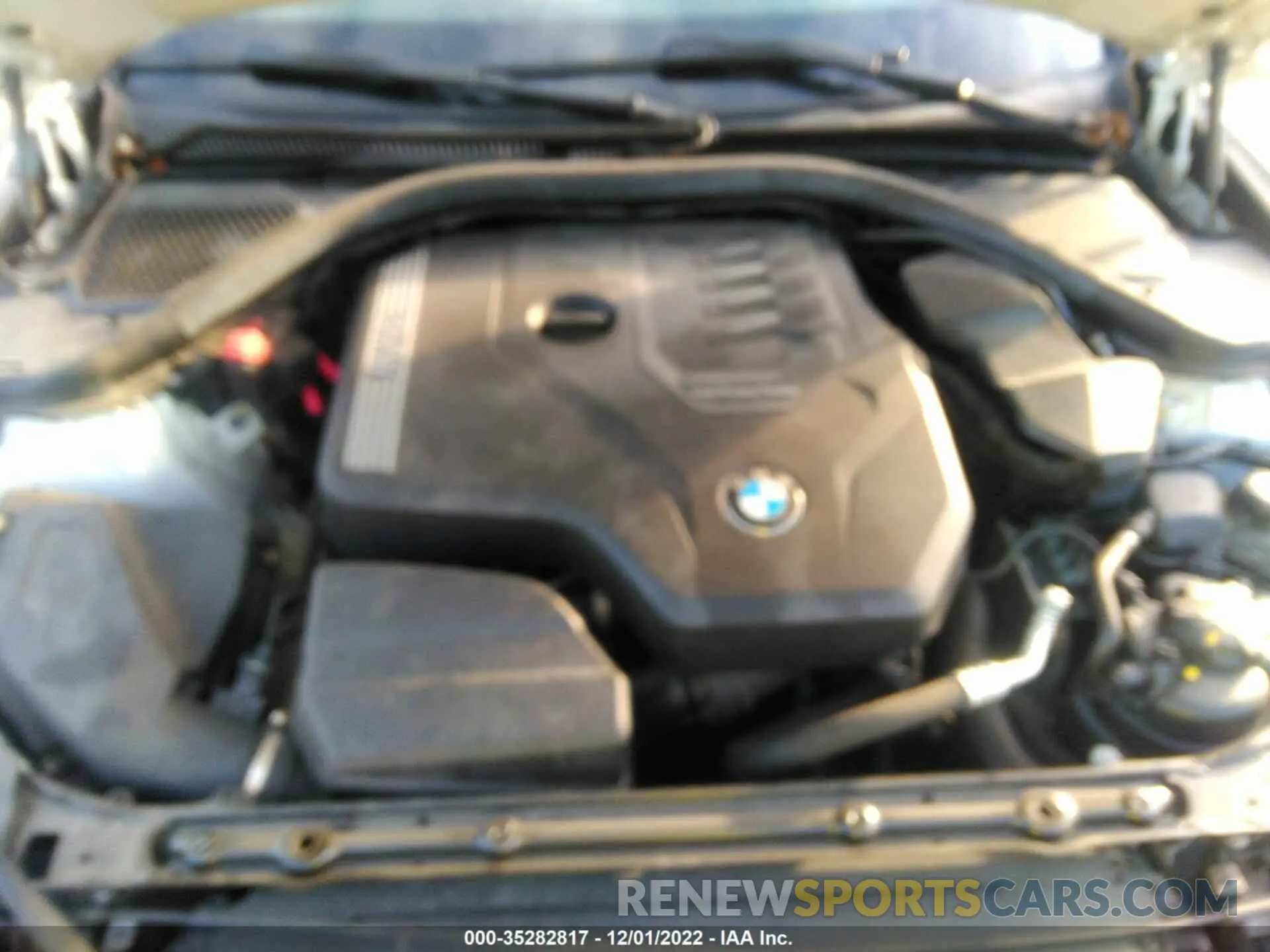10 Photograph of a damaged car 3MW5R1J01L8B12023 BMW 3 SERIES 2020