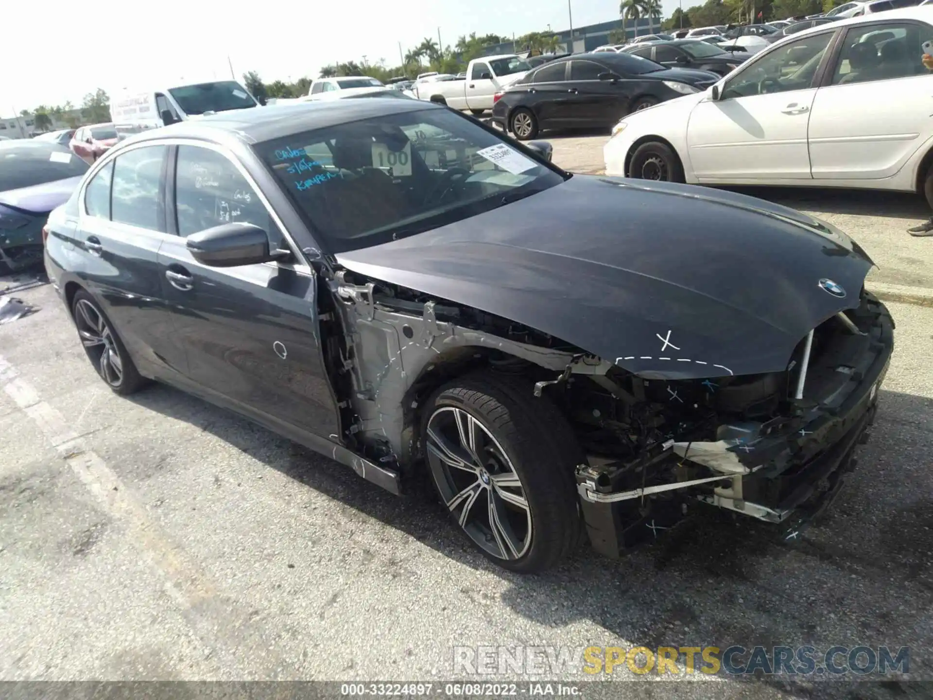 1 Photograph of a damaged car 3MW5R1J01L8B15567 BMW 3 SERIES 2020