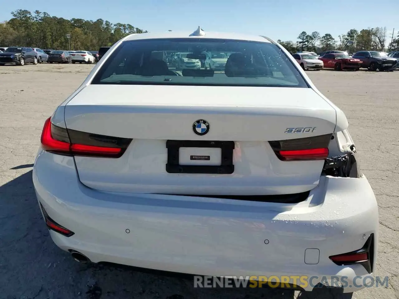 6 Photograph of a damaged car 3MW5R1J01L8B20932 BMW 3 SERIES 2020