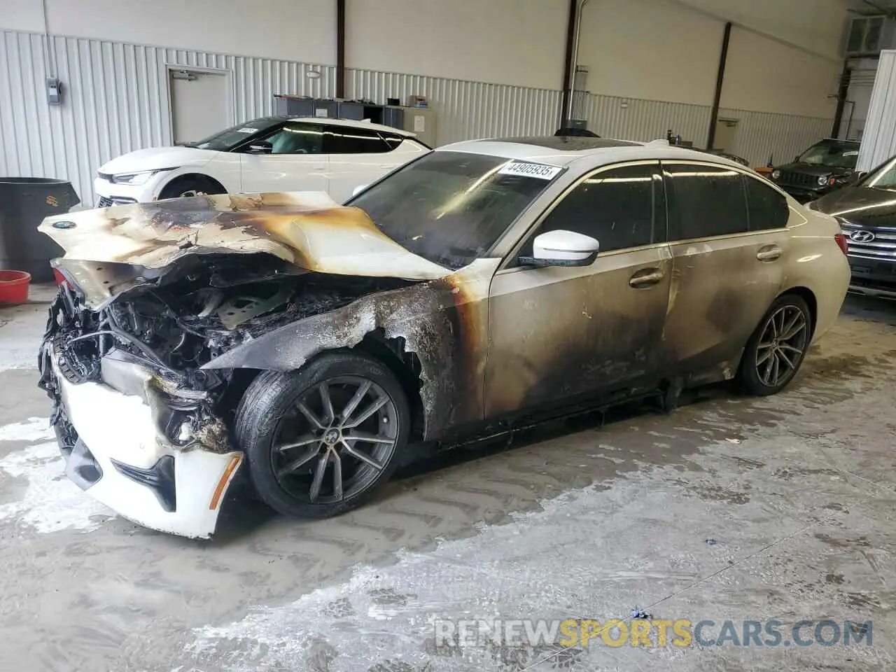 1 Photograph of a damaged car 3MW5R1J01L8B23586 BMW 3 SERIES 2020