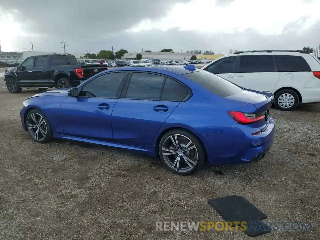 2 Photograph of a damaged car 3MW5R1J03L8B14128 BMW 3 SERIES 2020