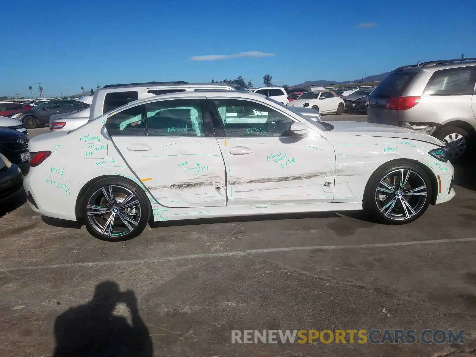 9 Photograph of a damaged car 3MW5R1J03L8B15473 BMW 3 SERIES 2020