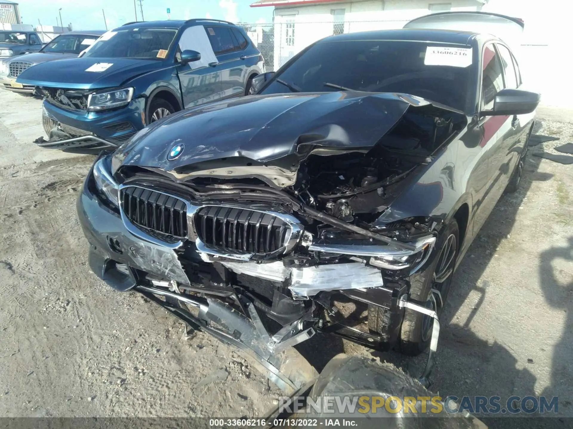 6 Photograph of a damaged car 3MW5R1J03L8B15702 BMW 3 SERIES 2020