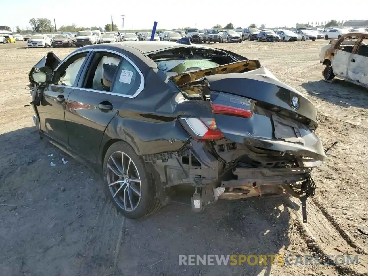 3 Photograph of a damaged car 3MW5R1J03L8B24139 BMW 3 SERIES 2020