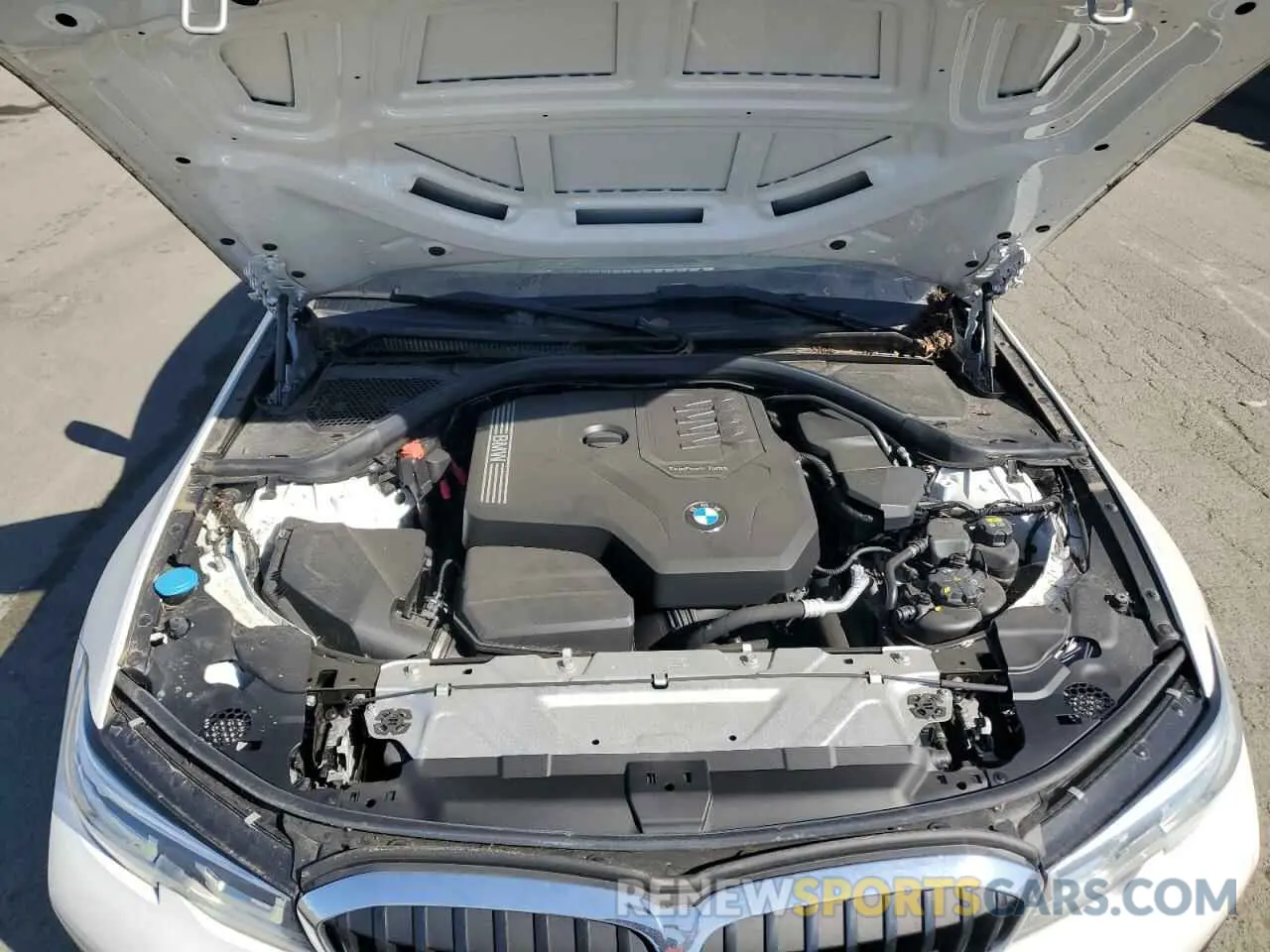 11 Photograph of a damaged car 3MW5R1J03L8B27669 BMW 3 SERIES 2020
