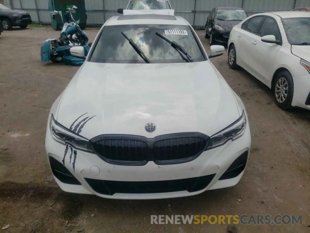 9 Photograph of a damaged car 3MW5R1J03L8B34671 BMW 3 SERIES 2020