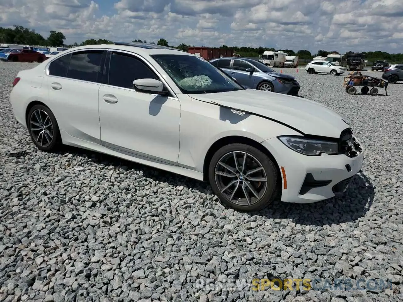 4 Photograph of a damaged car 3MW5R1J04L8B04952 BMW 3 SERIES 2020
