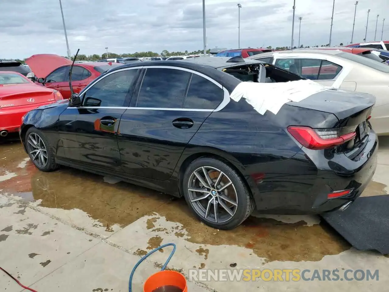 2 Photograph of a damaged car 3MW5R1J04L8B07558 BMW 3 SERIES 2020