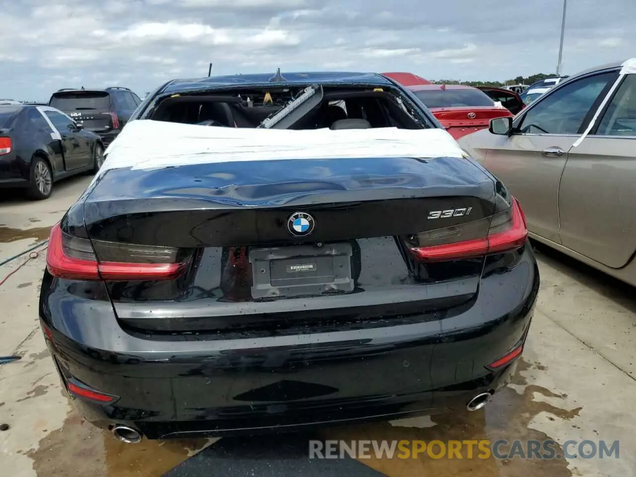 6 Photograph of a damaged car 3MW5R1J04L8B07558 BMW 3 SERIES 2020