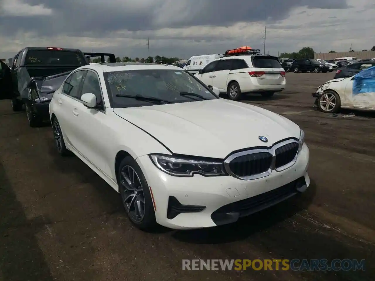 1 Photograph of a damaged car 3MW5R1J04L8B14896 BMW 3 SERIES 2020