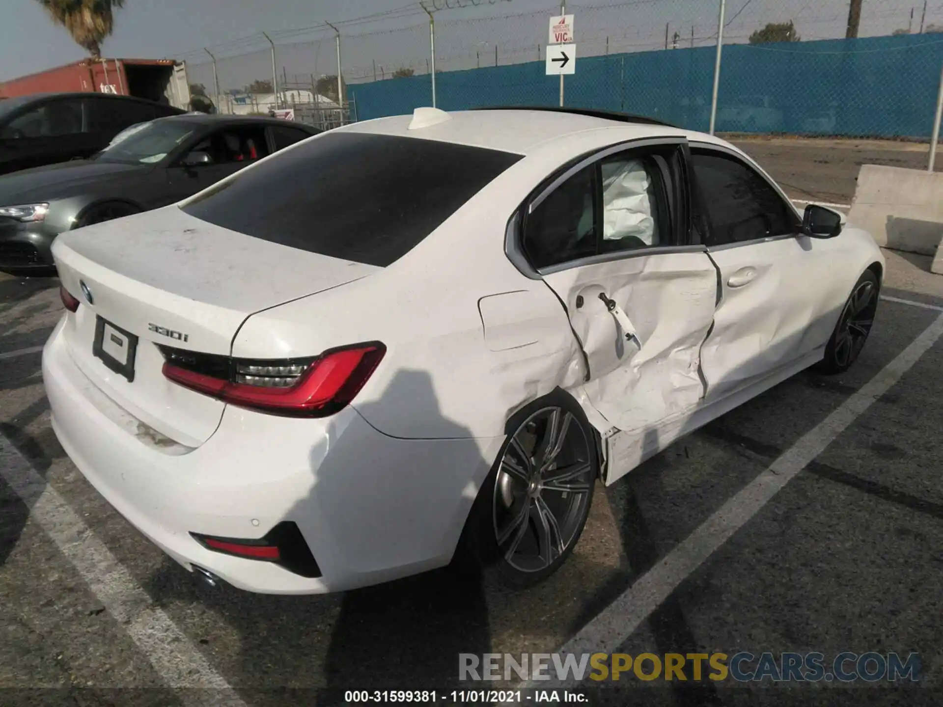 4 Photograph of a damaged car 3MW5R1J04L8B16146 BMW 3 SERIES 2020