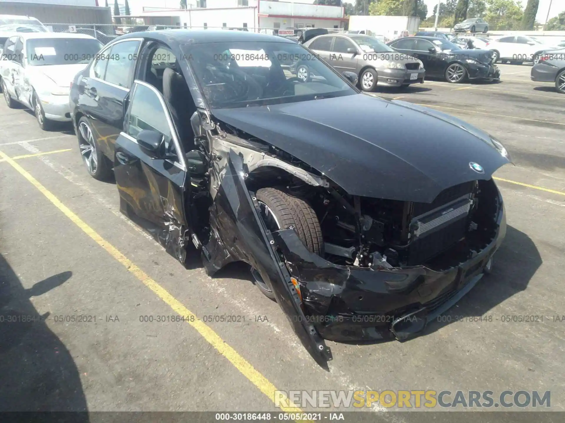 1 Photograph of a damaged car 3MW5R1J04L8B20133 BMW 3 SERIES 2020