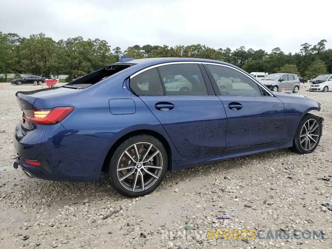 3 Photograph of a damaged car 3MW5R1J04L8B43542 BMW 3 SERIES 2020