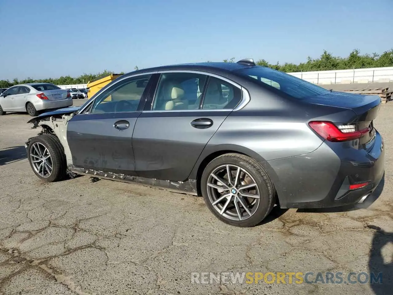 2 Photograph of a damaged car 3MW5R1J05L8B10386 BMW 3 SERIES 2020