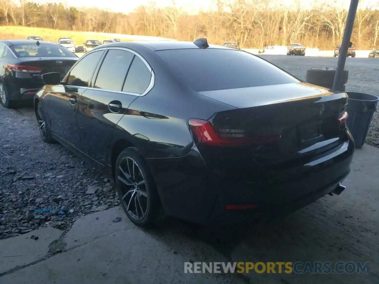 3 Photograph of a damaged car 3MW5R1J05L8B11280 BMW 3 SERIES 2020