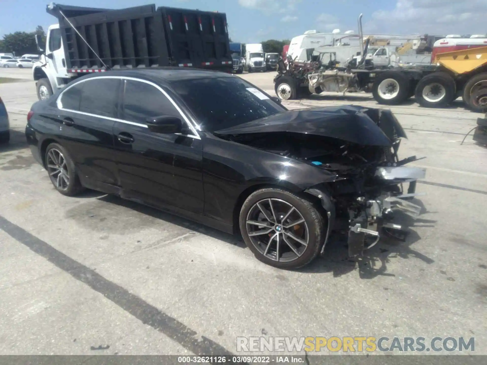 1 Photograph of a damaged car 3MW5R1J05L8B12123 BMW 3 SERIES 2020