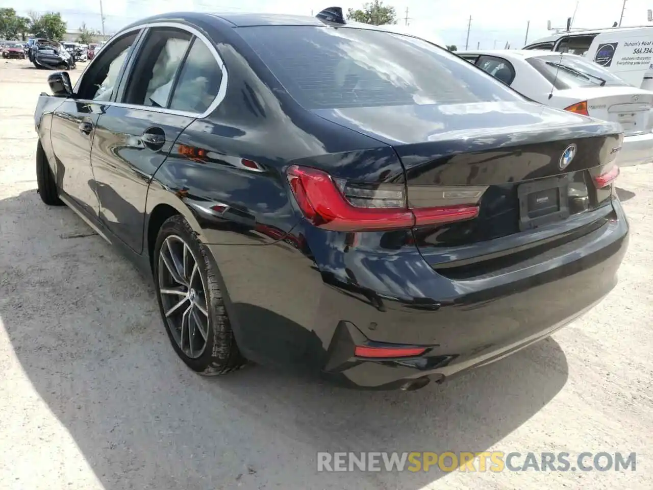 3 Photograph of a damaged car 3MW5R1J05L8B22666 BMW 3 SERIES 2020