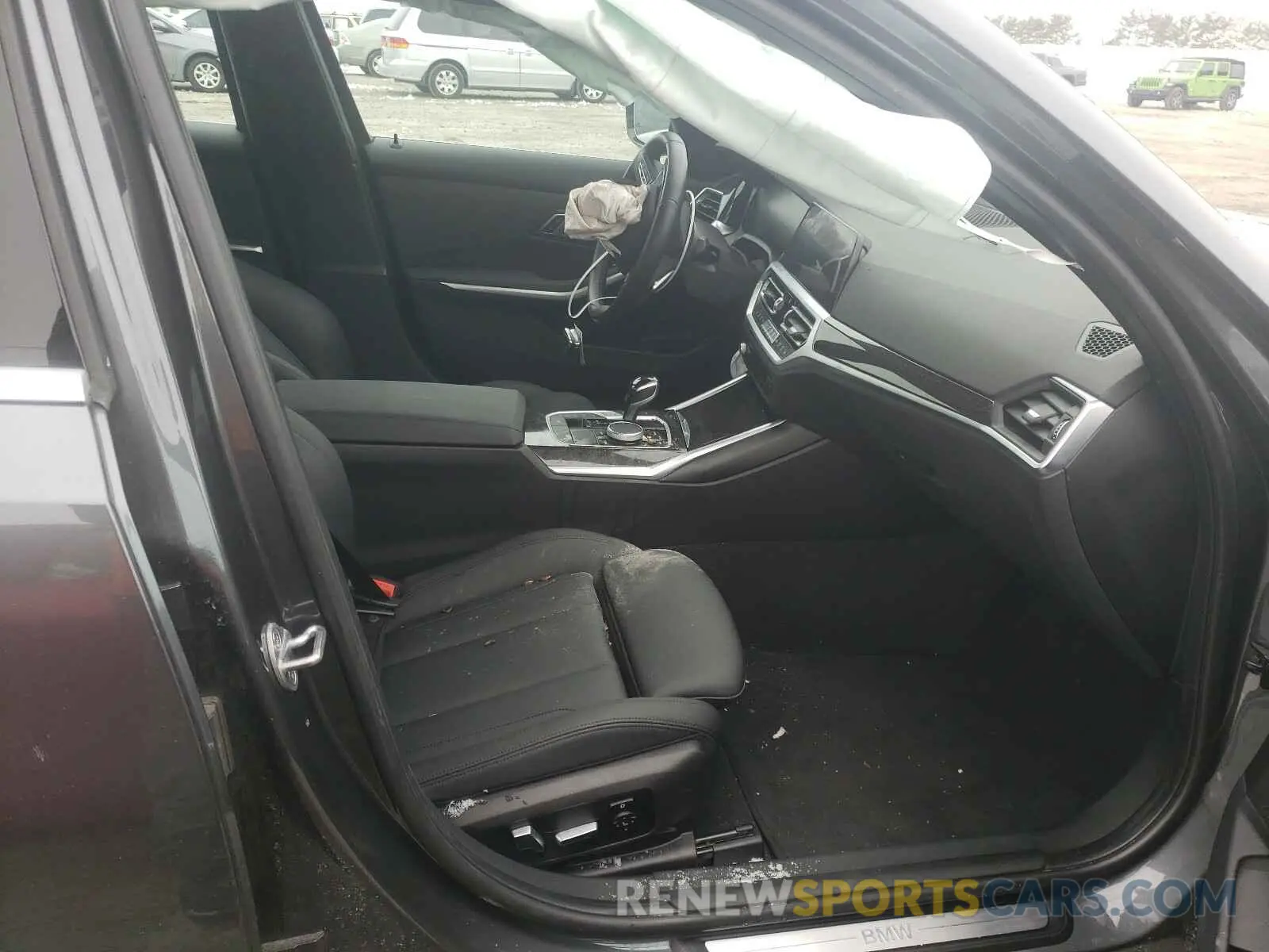 5 Photograph of a damaged car 3MW5R1J05L8B23378 BMW 3 SERIES 2020