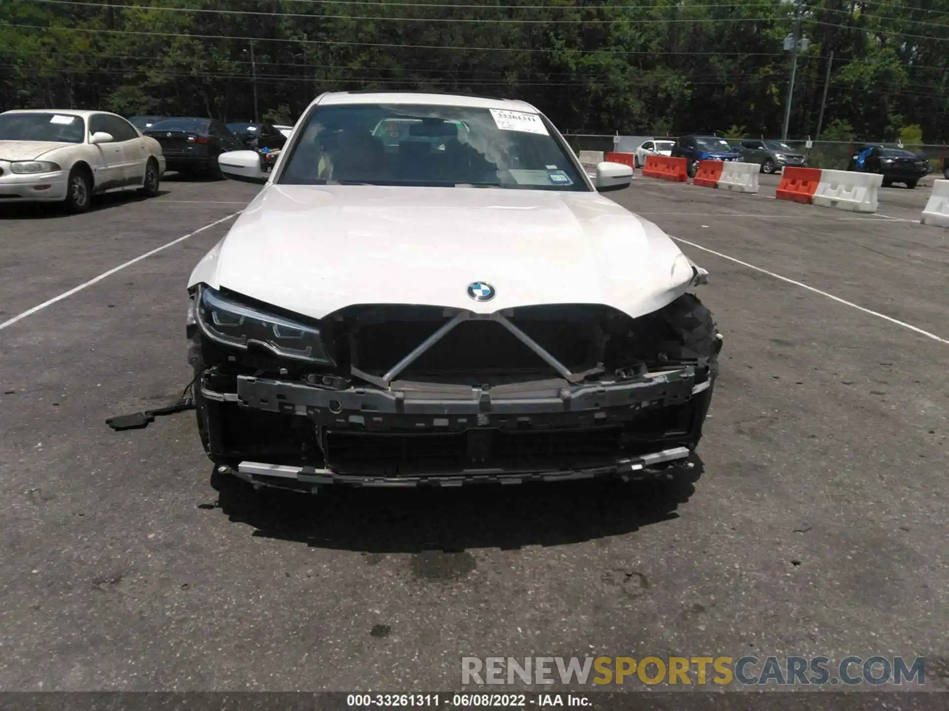 6 Photograph of a damaged car 3MW5R1J05L8B23588 BMW 3 SERIES 2020