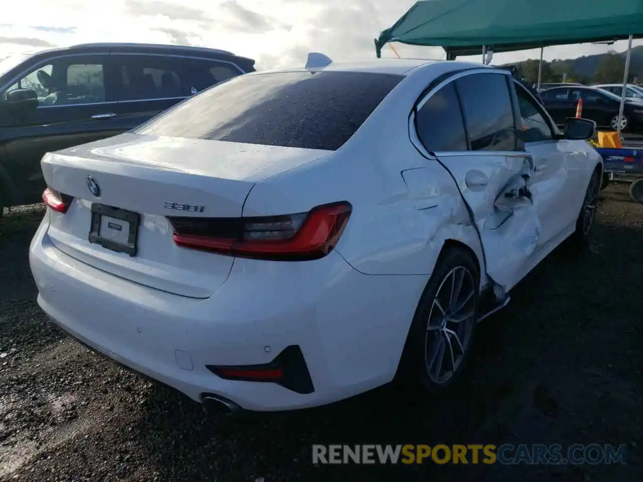 4 Photograph of a damaged car 3MW5R1J06L8B04404 BMW 3 SERIES 2020