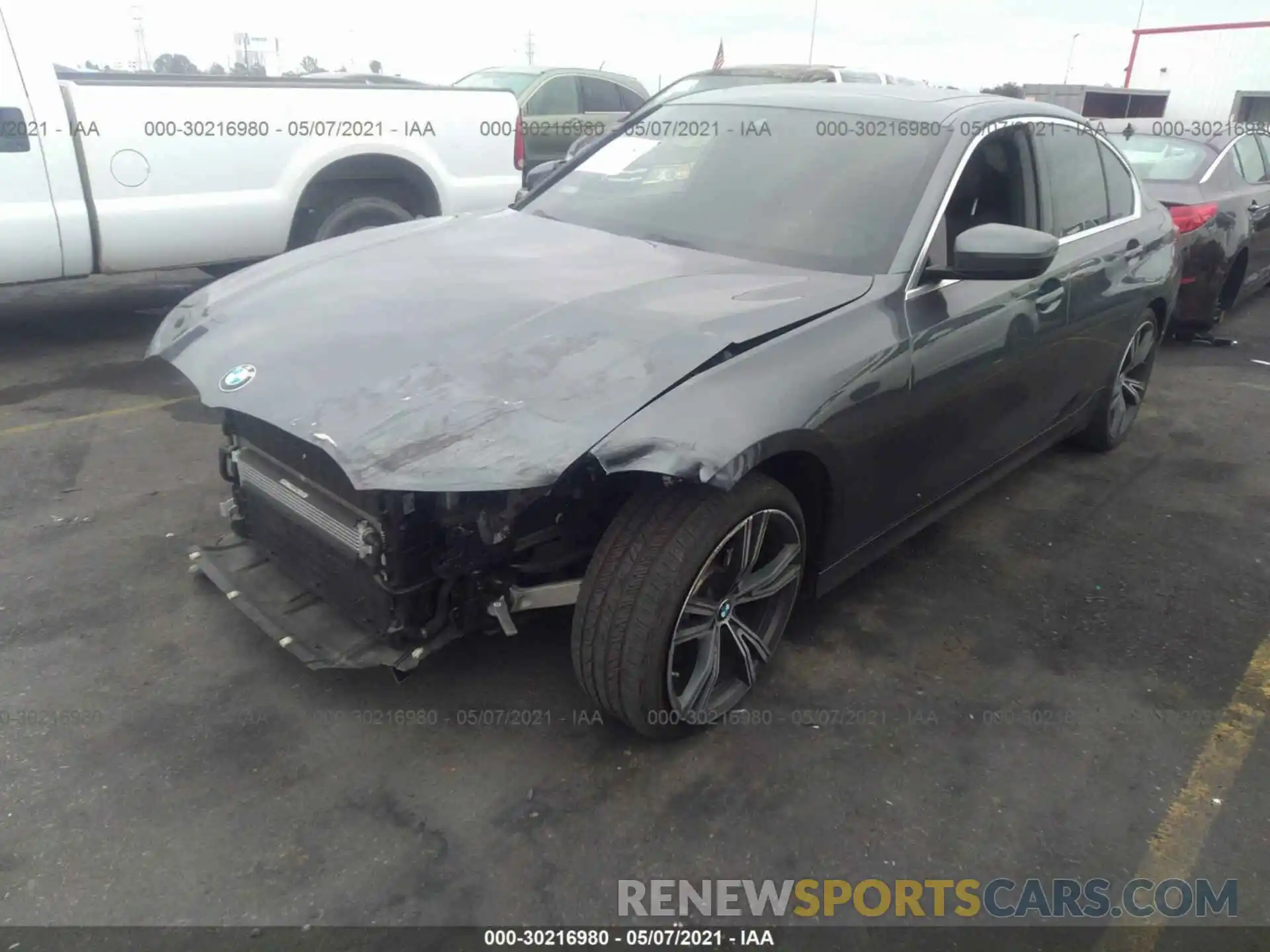 2 Photograph of a damaged car 3MW5R1J06L8B16505 BMW 3 SERIES 2020