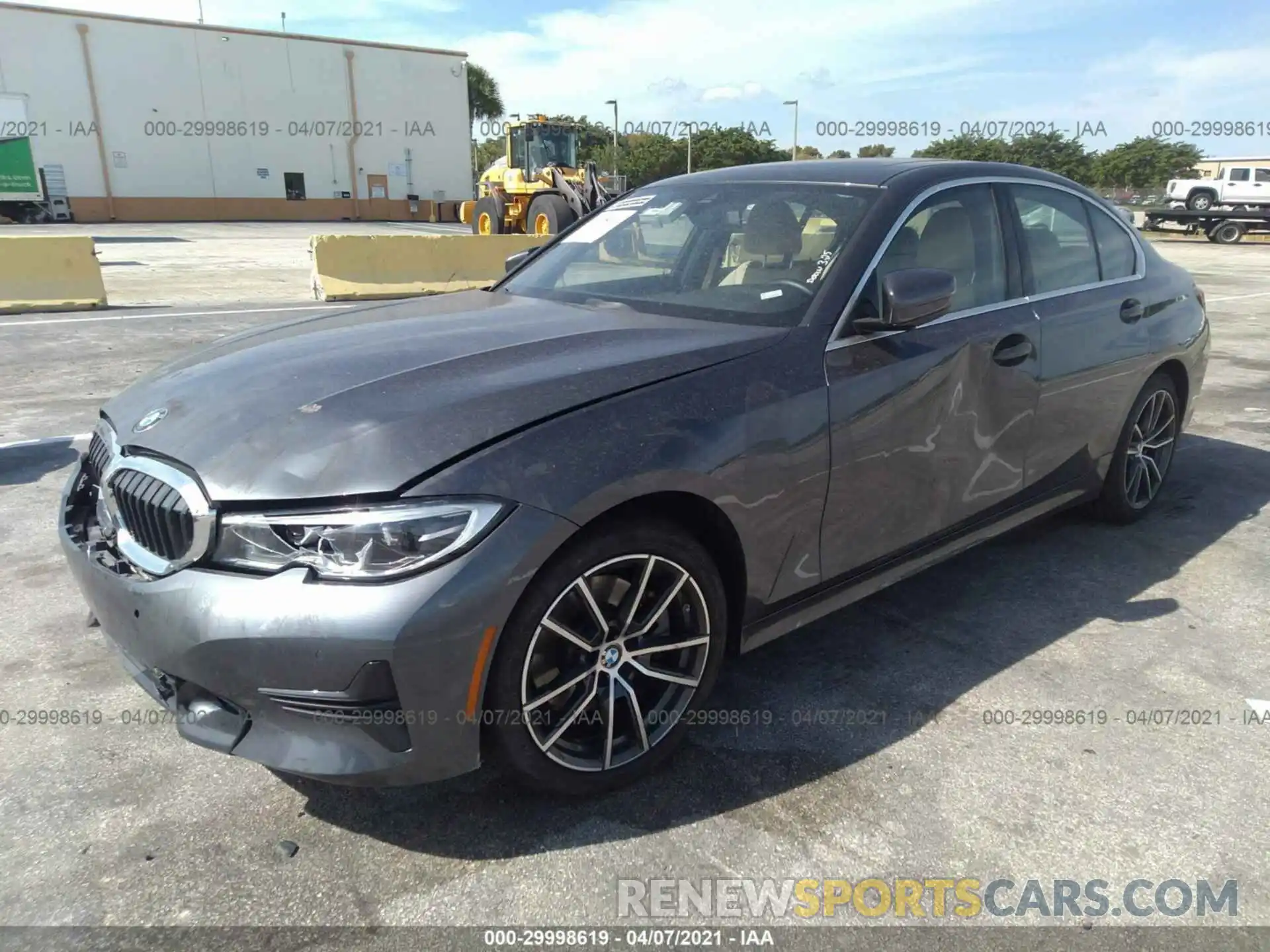 2 Photograph of a damaged car 3MW5R1J06L8B22157 BMW 3 SERIES 2020