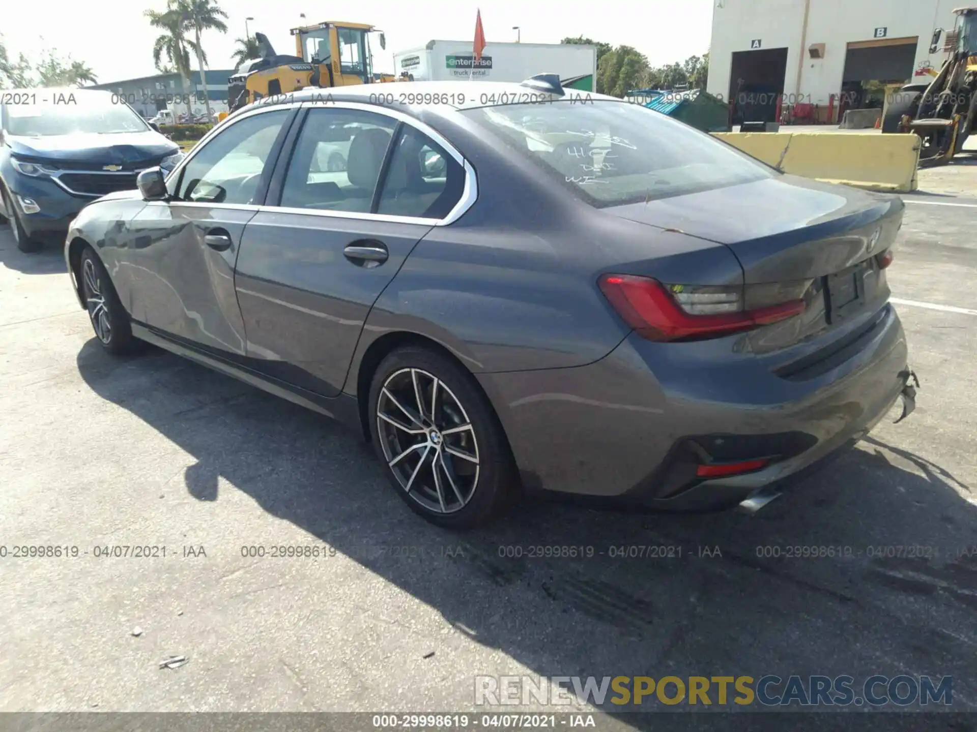 3 Photograph of a damaged car 3MW5R1J06L8B22157 BMW 3 SERIES 2020