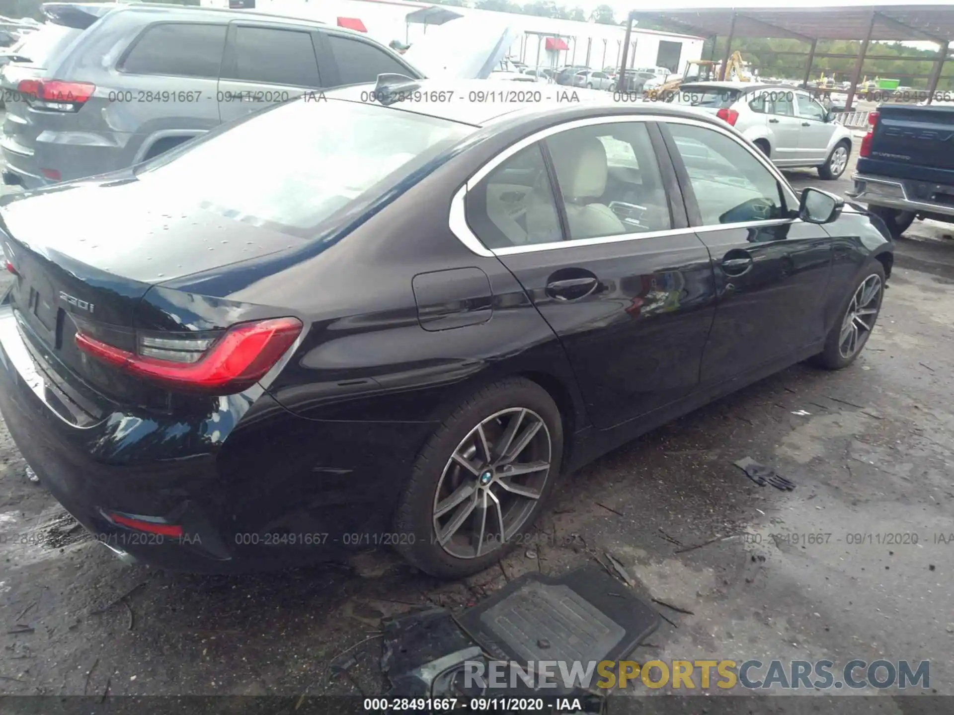 4 Photograph of a damaged car 3MW5R1J06L8B23342 BMW 3 SERIES 2020