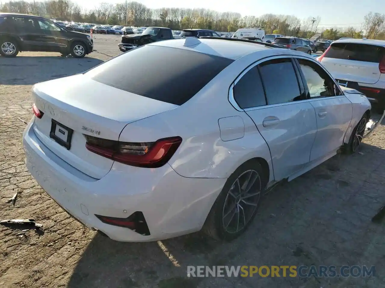 3 Photograph of a damaged car 3MW5R1J06L8B32476 BMW 3 SERIES 2020