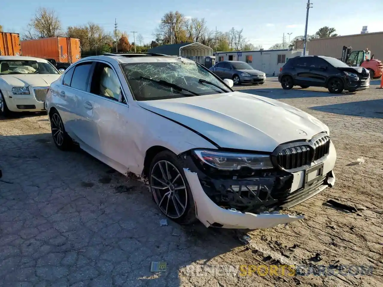 4 Photograph of a damaged car 3MW5R1J06L8B32476 BMW 3 SERIES 2020