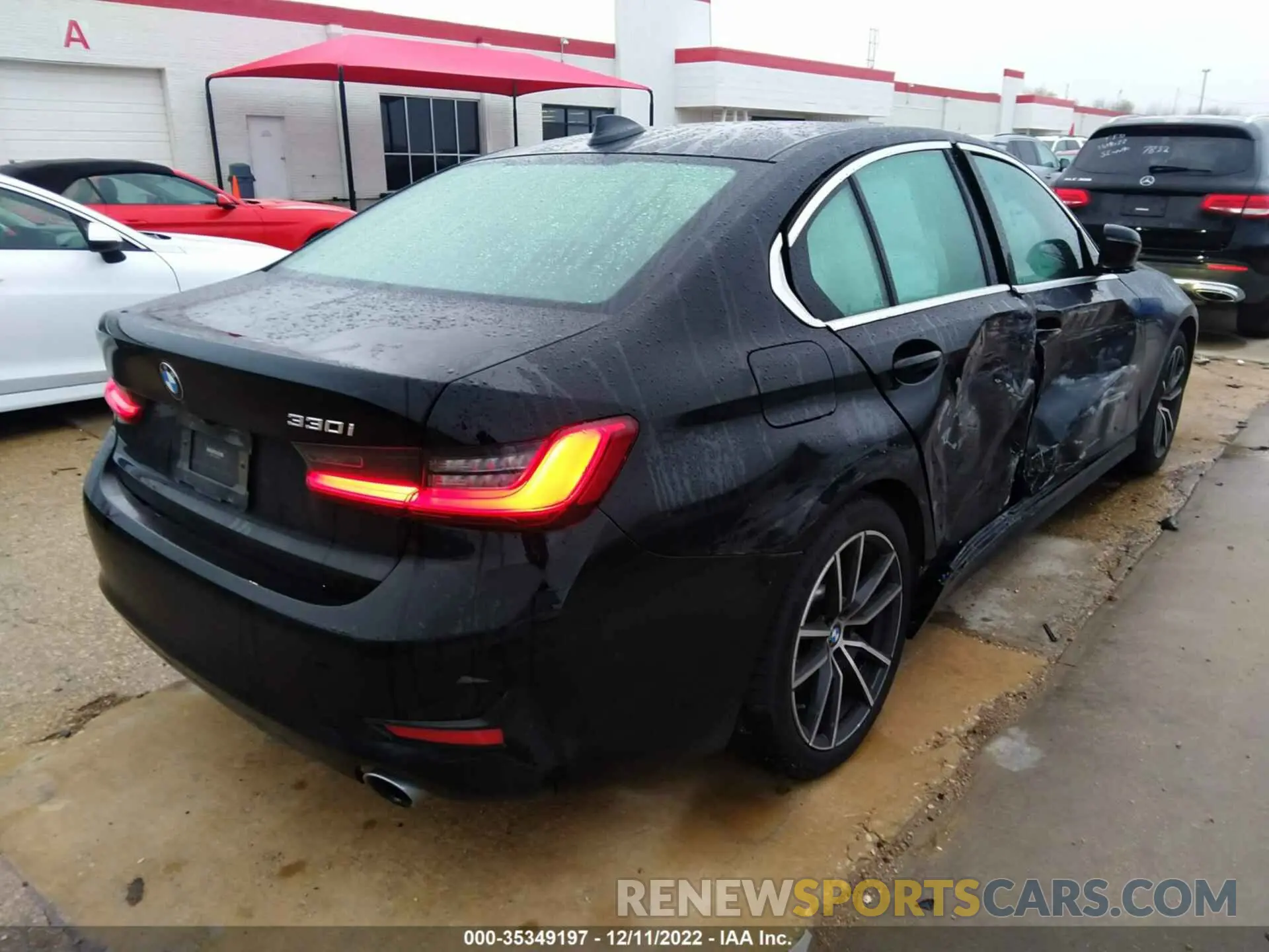 4 Photograph of a damaged car 3MW5R1J07L8B05660 BMW 3 SERIES 2020