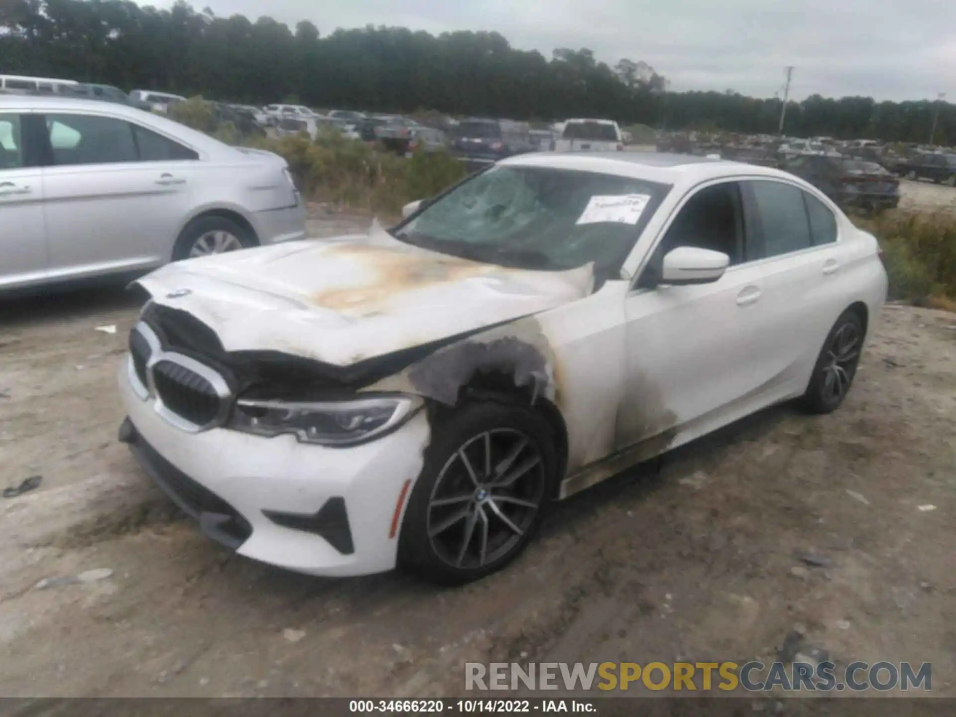 2 Photograph of a damaged car 3MW5R1J07L8B07618 BMW 3 SERIES 2020