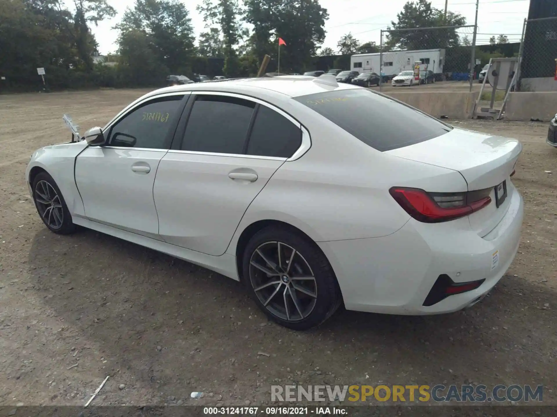 3 Photograph of a damaged car 3MW5R1J07L8B11765 BMW 3 SERIES 2020