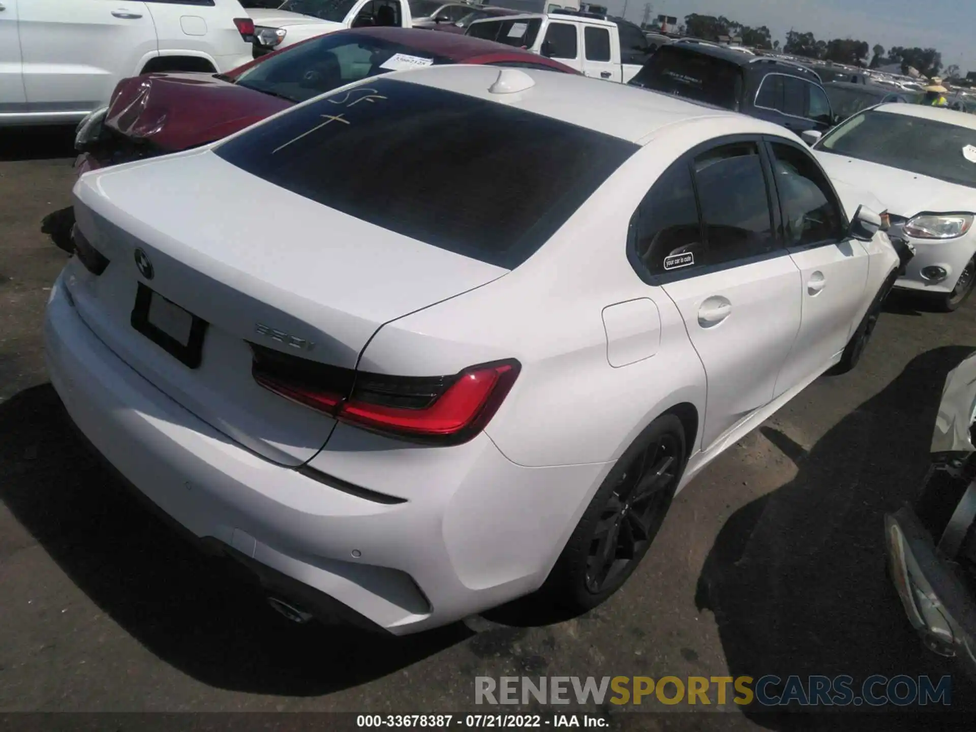 4 Photograph of a damaged car 3MW5R1J07L8B16920 BMW 3 SERIES 2020