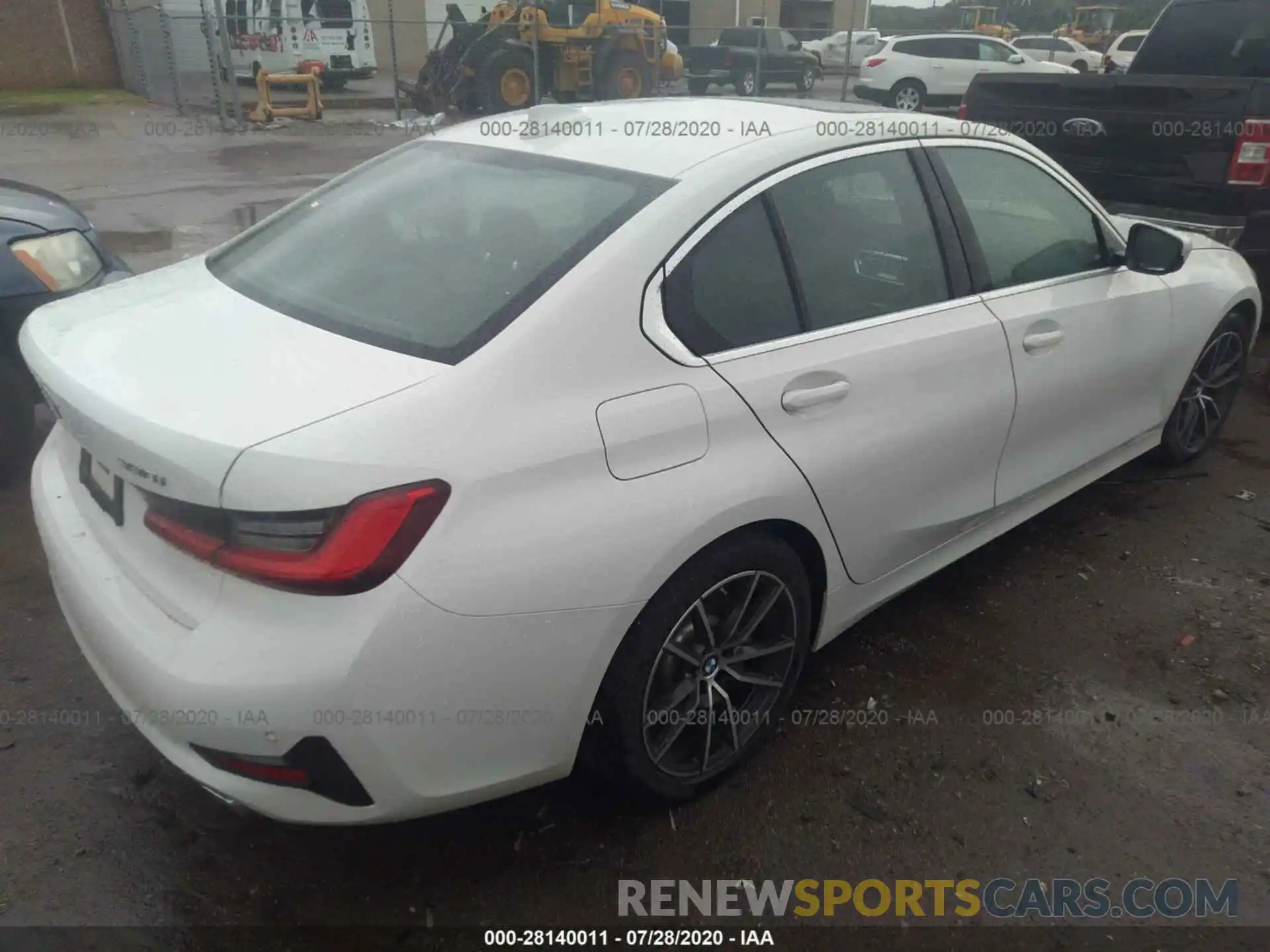 4 Photograph of a damaged car 3MW5R1J07L8B23561 BMW 3 SERIES 2020