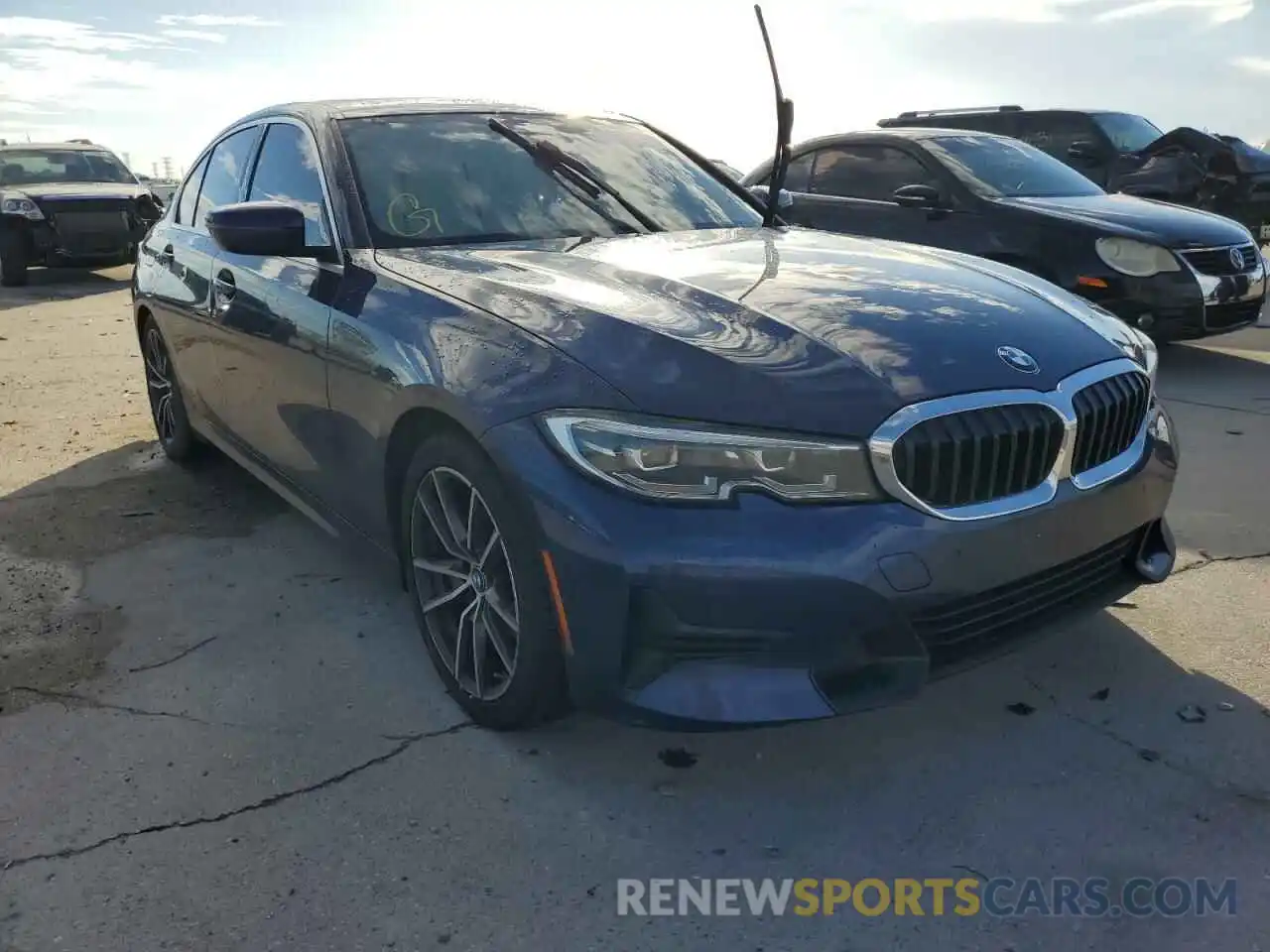 1 Photograph of a damaged car 3MW5R1J08L8B08146 BMW 3 SERIES 2020