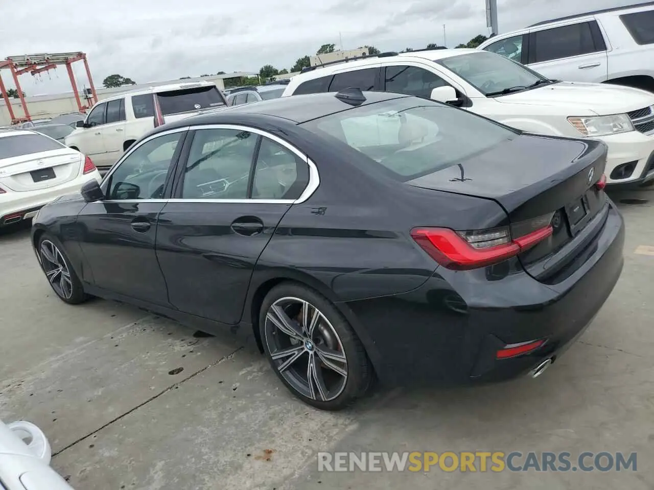 2 Photograph of a damaged car 3MW5R1J08L8B17459 BMW 3 SERIES 2020