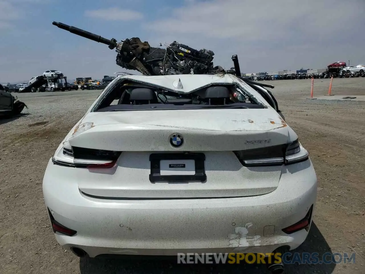6 Photograph of a damaged car 3MW5R1J08L8B20300 BMW 3 SERIES 2020