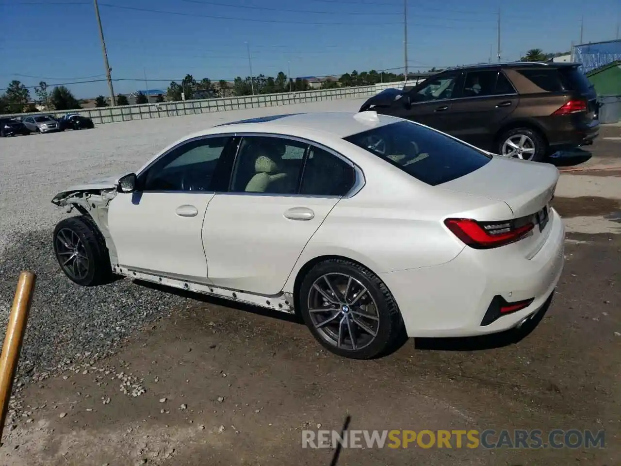 2 Photograph of a damaged car 3MW5R1J08L8B33421 BMW 3 SERIES 2020