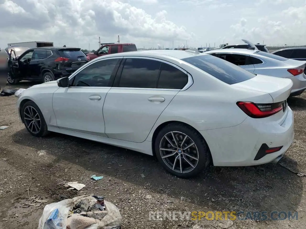2 Photograph of a damaged car 3MW5R1J08L8B43219 BMW 3 SERIES 2020
