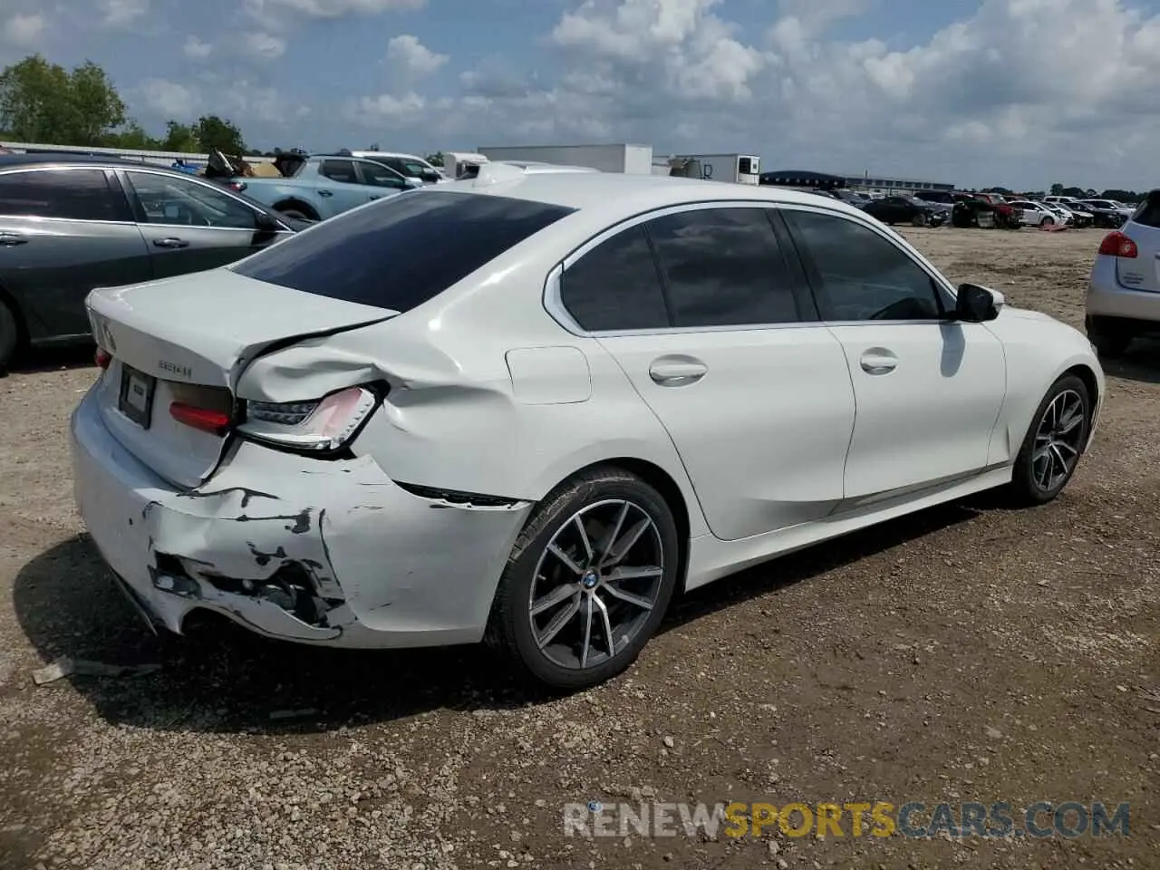 3 Photograph of a damaged car 3MW5R1J08L8B43219 BMW 3 SERIES 2020