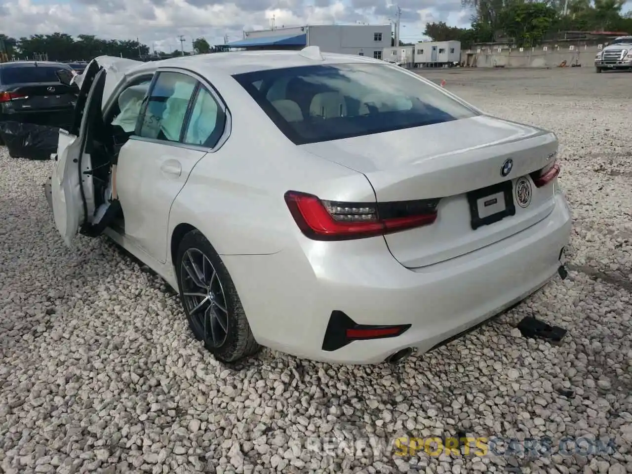 3 Photograph of a damaged car 3MW5R1J09L8B08916 BMW 3 SERIES 2020