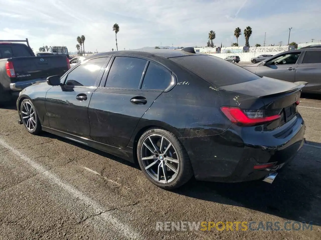 2 Photograph of a damaged car 3MW5R1J09L8B15185 BMW 3 SERIES 2020